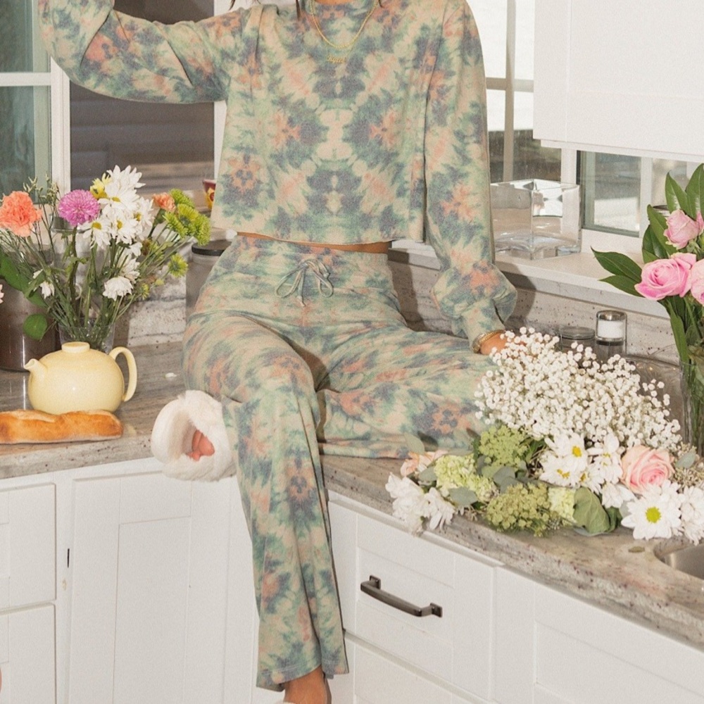 new Beach Riot lounge pants tie dye